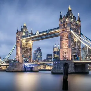 https://city-living-apartments-london.brighton-hotels-england.com