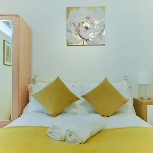 Holiday home In London, Peckham, London