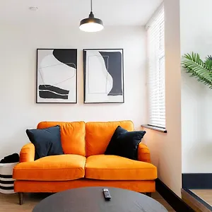 https://the-berriman-collection.cardiffhotelswales.com