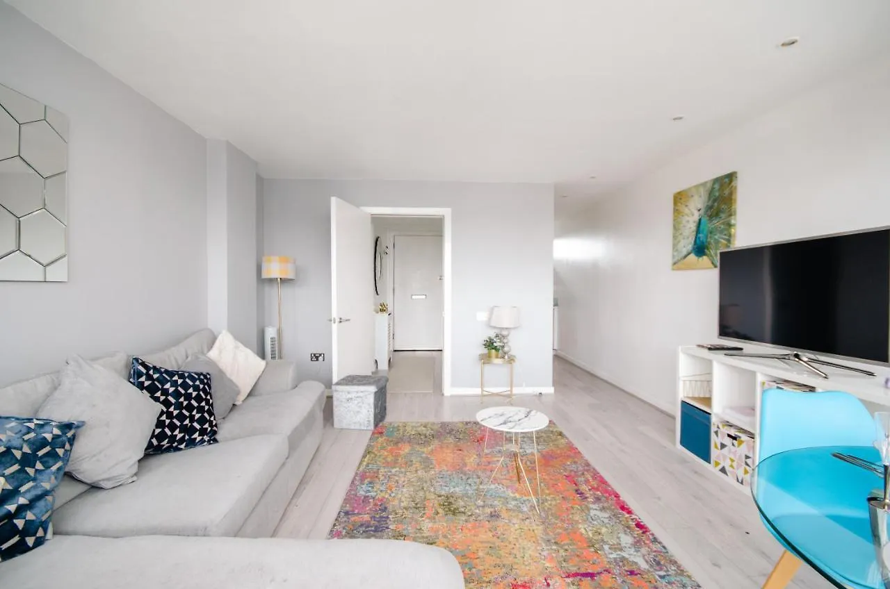 Stylish Apartment Close To London Bridge